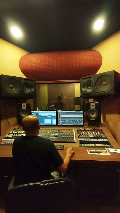 Yuhuu Kuburan rekaman lagu baru lagii! coming soon!