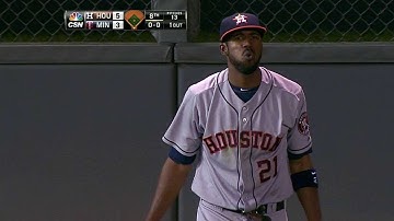 HOU@MIN: Fowler makes an incredible grab in center