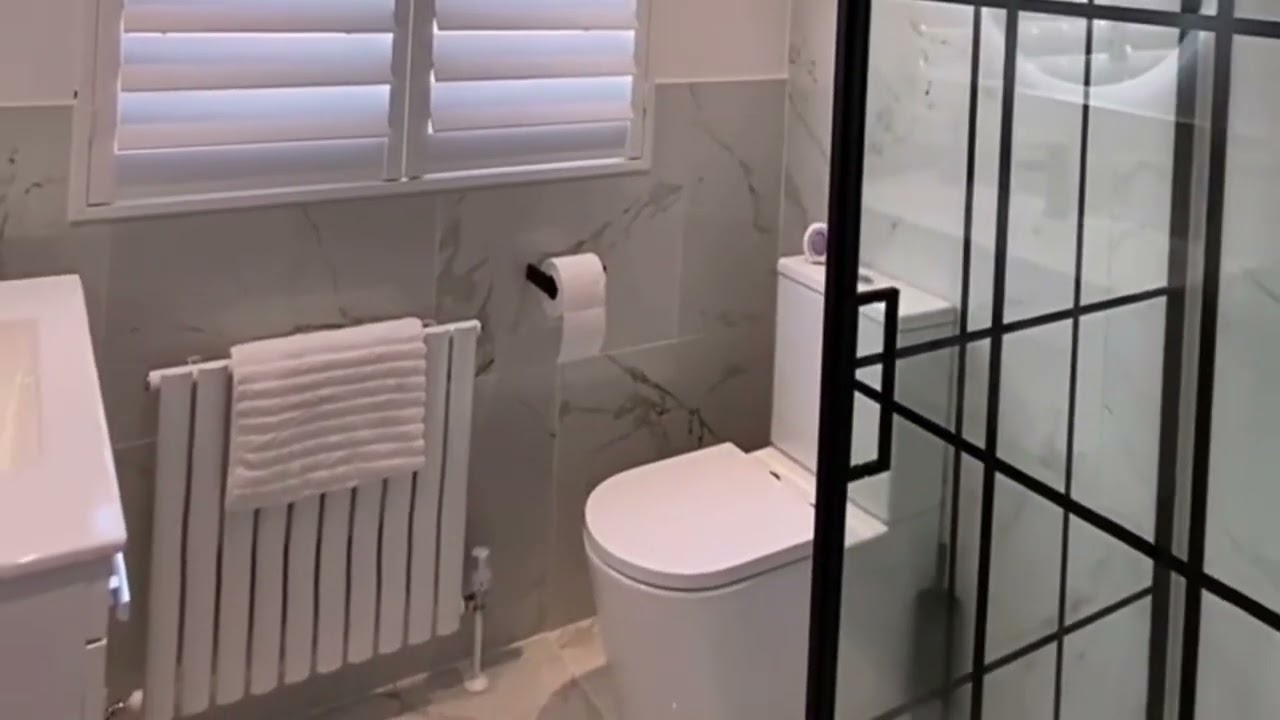 Carrara White Mirror Polished Porcelain Tiles 600x600mm