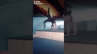 'gymnastique flexible tunisien girl