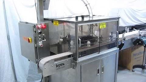 HyTek Automation Solutions - Omega 8 Head Bottle Unscrambler