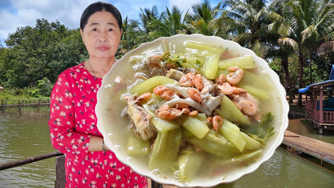 តោះមកដឹងរបៀបធ្វើសម្លម្ជូរក្តាតជាមួយត្រីអាំងនិងកំពឹសឱ្យមានរសជាតិឆ្ងាញ់- Cambodia Food/Dara Cooking 