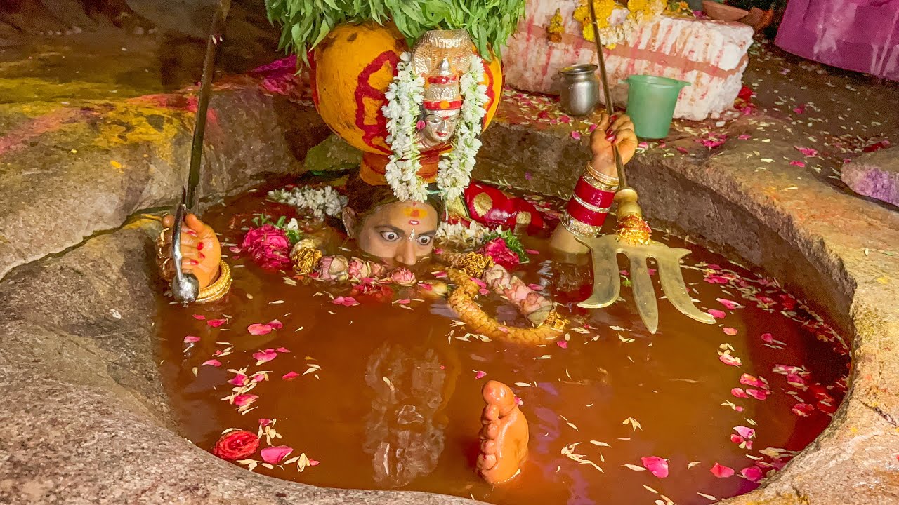 Rakesh Bonam Anna Sigam in Santana Gundam Edupayala Jathara 2024 | DurgaGamma Temple  Medak