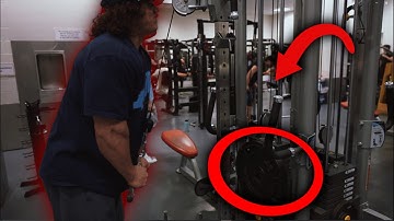 Sam Sulek is Pushing FULL STACK on Tricep Pushdowns.