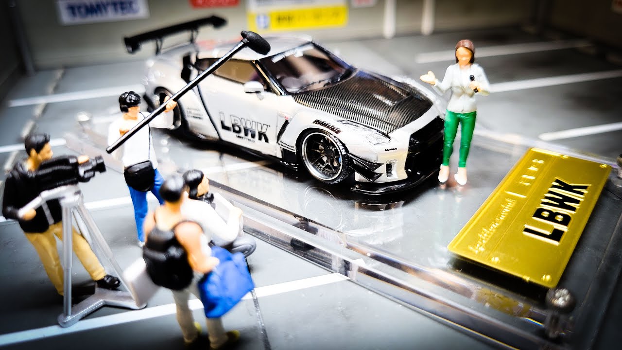 Ignition Model #2369 | LB-WORKS GT-R R35 type 2 Silver - YouTube
