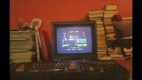 Schneider CPC464 in ACTION!