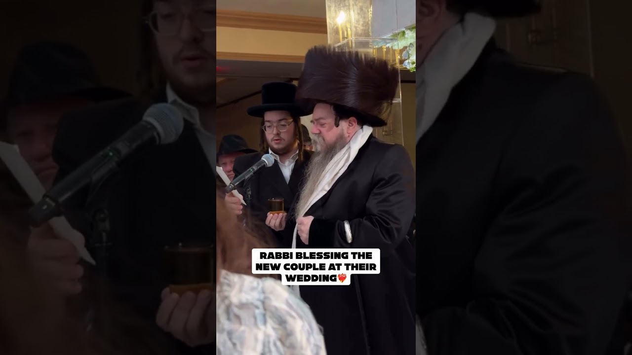 Rabbi blessing the new couple at their wedding❤️‍🔥