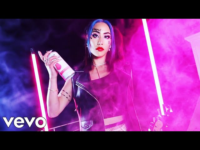 Lizzy Capri - Energy (Official Music Video) ft. Deniesse class=