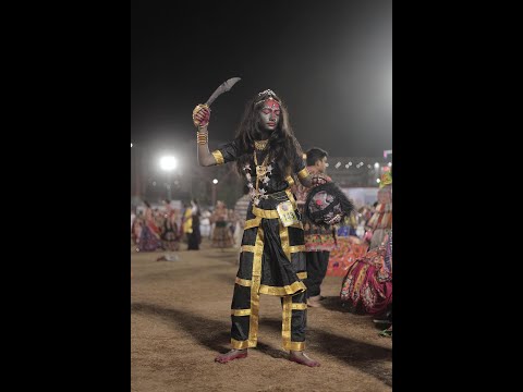 🥳 વાહ કાકા વાહ.. રંગ રાખ્યો તમે તો 👏🏻 સુરતલાલાઓની નવરાત્રી.. ઝણકાર નવરાત્રી