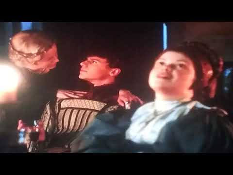 Spanish Princess 1x03 Catherine and Mary play hide and seek