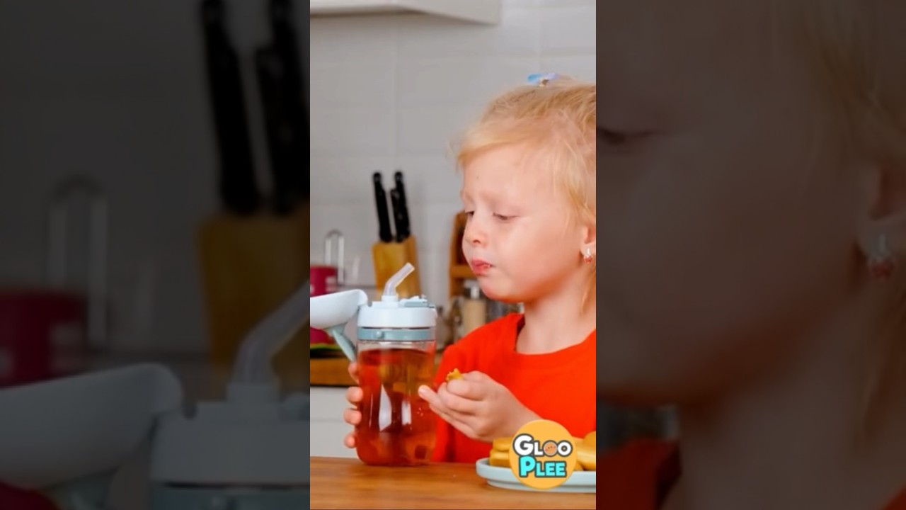 Mom, I can't drink 😓 Water bottle hacks edition 