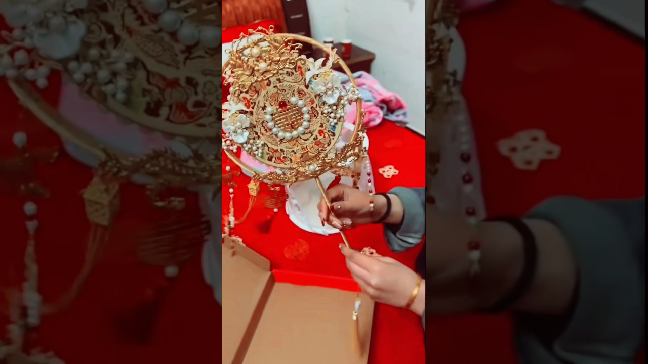 Unique and Thoughtful Gift Ideas for the Bride💗! 