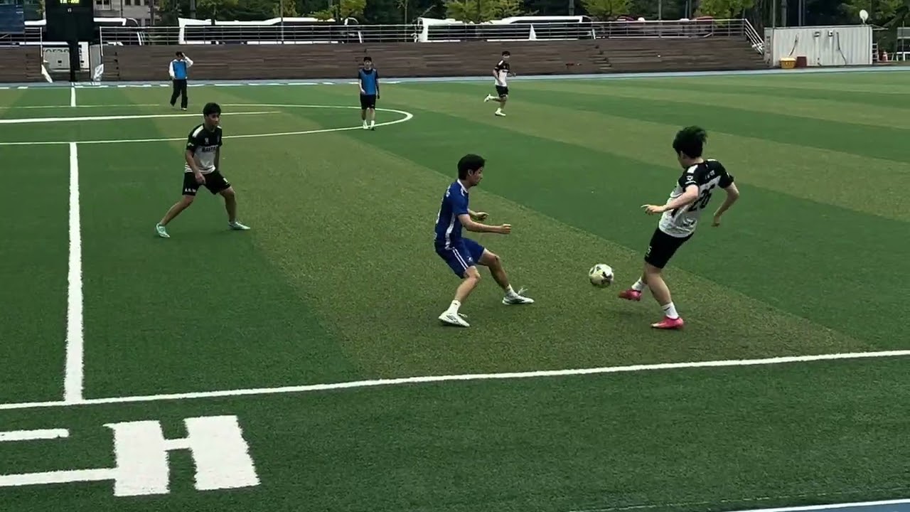 10/12(일) 13-15시 대운동장 vs. 바스타드(중앙대) | 4쿼터