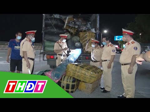 Video Hà Nam: Ô tô chở 3,2 tấn vải, quần áo không rõ nguồn... - youtube