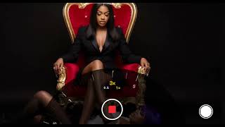 Candy-Queen Behavior