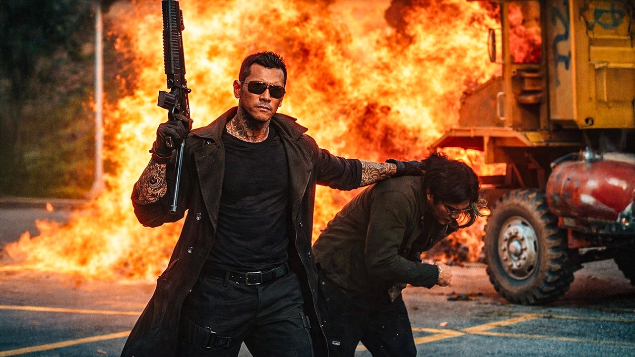 حرامي بنوك مخضرم بيسرق لسبب غير الفلوس معملش حساب محقق تقيل هيعرف يوقعه بطريقته ملخص