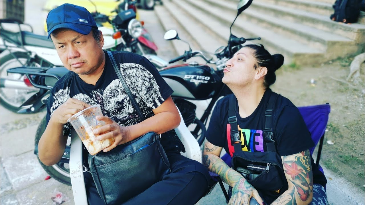 MAMBA Y POLVO DE ESTRELLAS Comiendo Fruta 🥥🥝🍋🍓