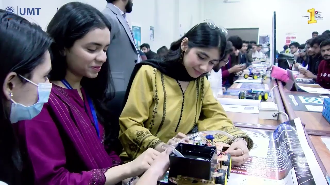 Highlights from the DLD Exhibition