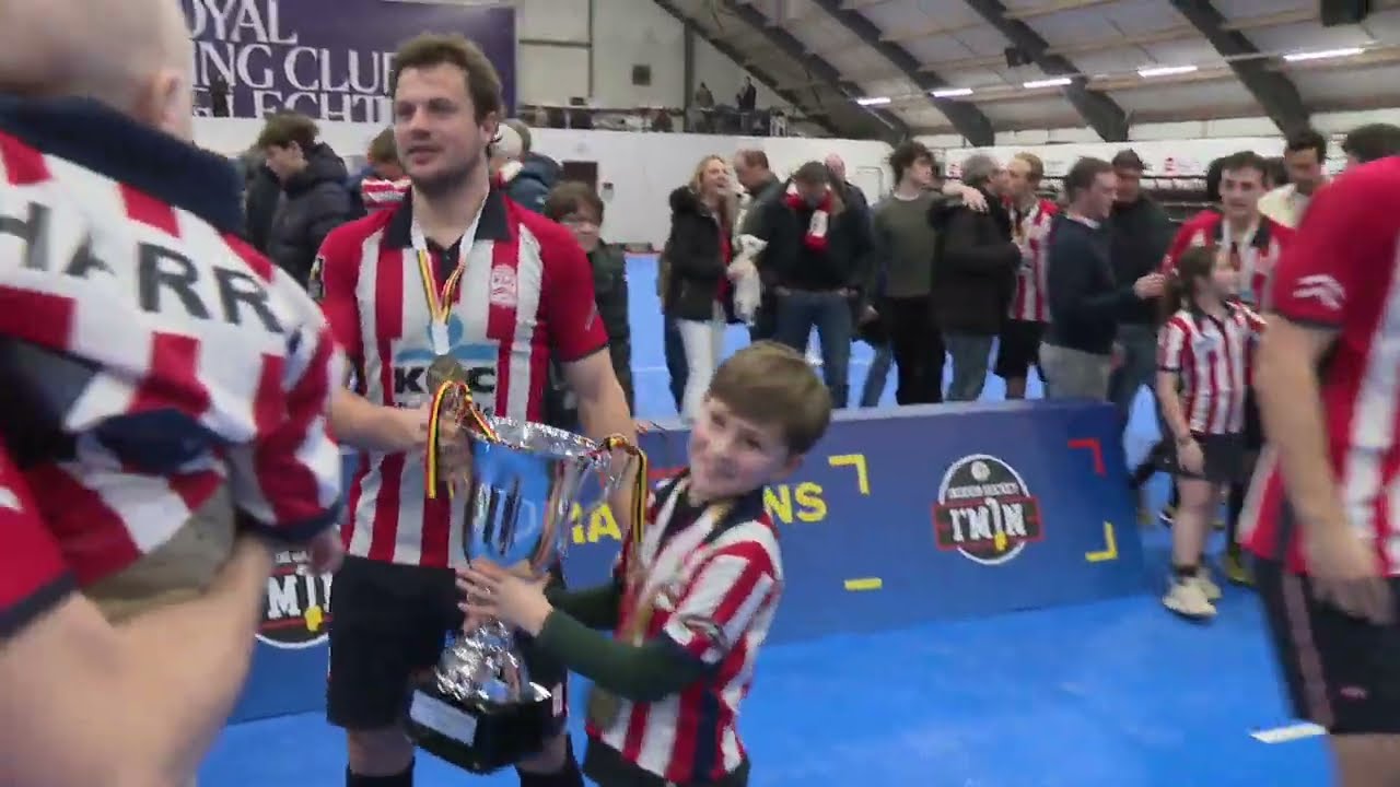 Le Léo sacré double champion de Belgique en salle : victoire aux shoot-out face à l’Amicale