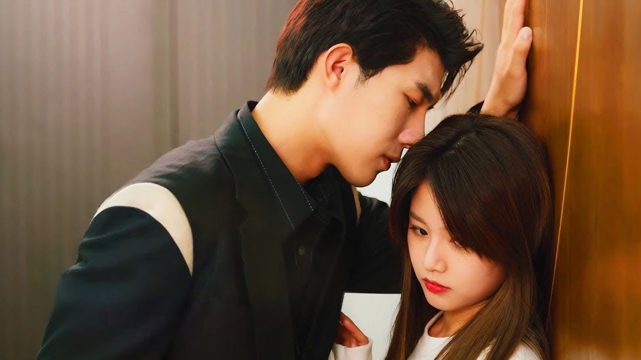 Gabadhaan wiil ayey ku daadisay xiriirkana u jartay sanado kdb Boss keeda ayuu noqday