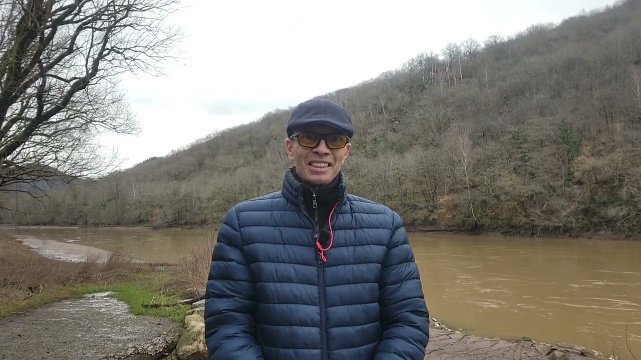 Randonnée à Estaing en arrivant par les gorges du Lot en Aveyron