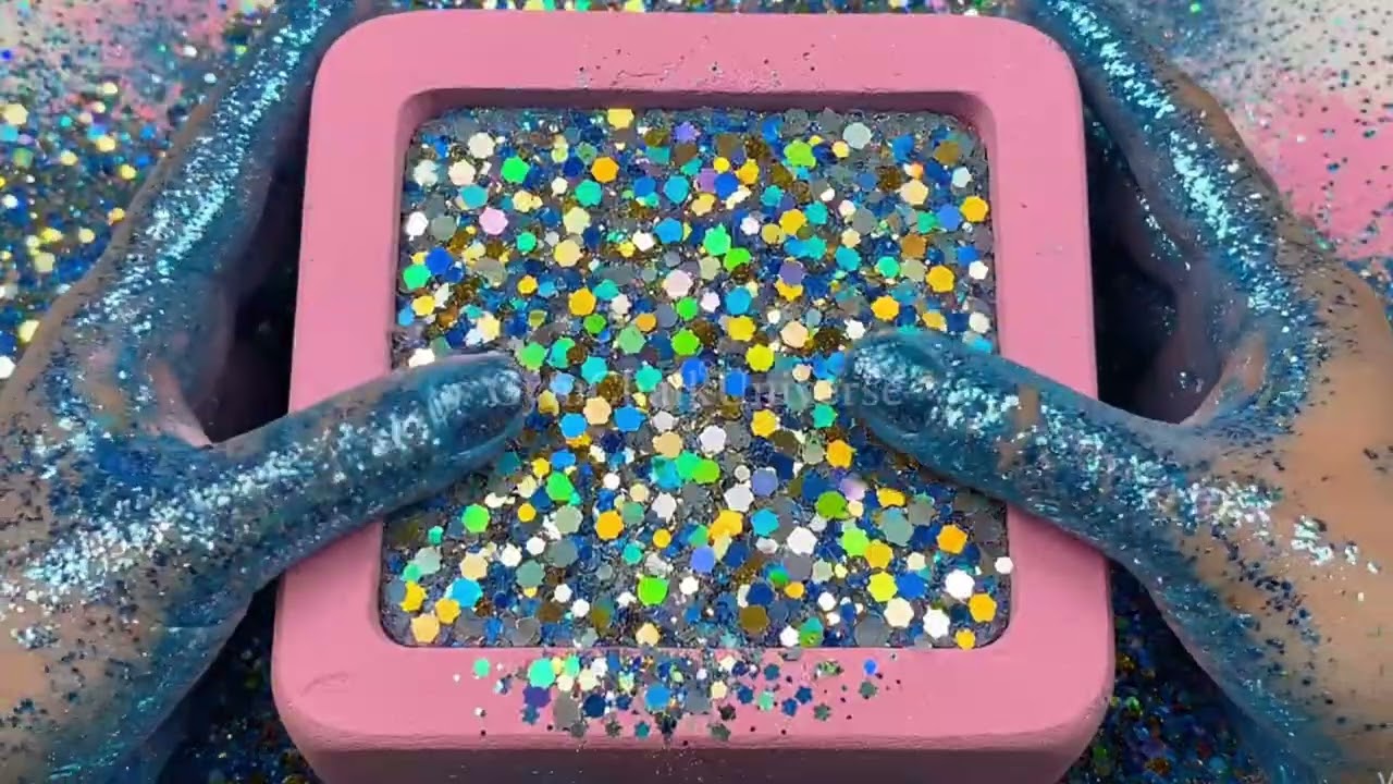 GLITTERY BOMB GYMCHALK ✨🎇🎆