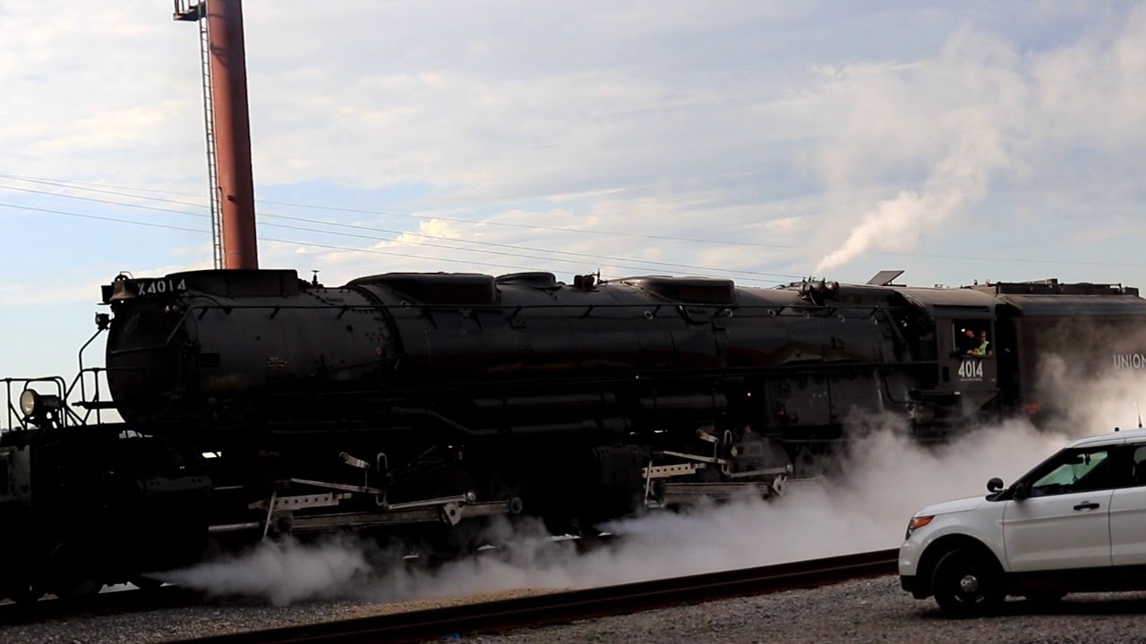 St,Paul Union Depot. Union Pacific BigBoy 4884 Steam Engine X4014  7/19/2019