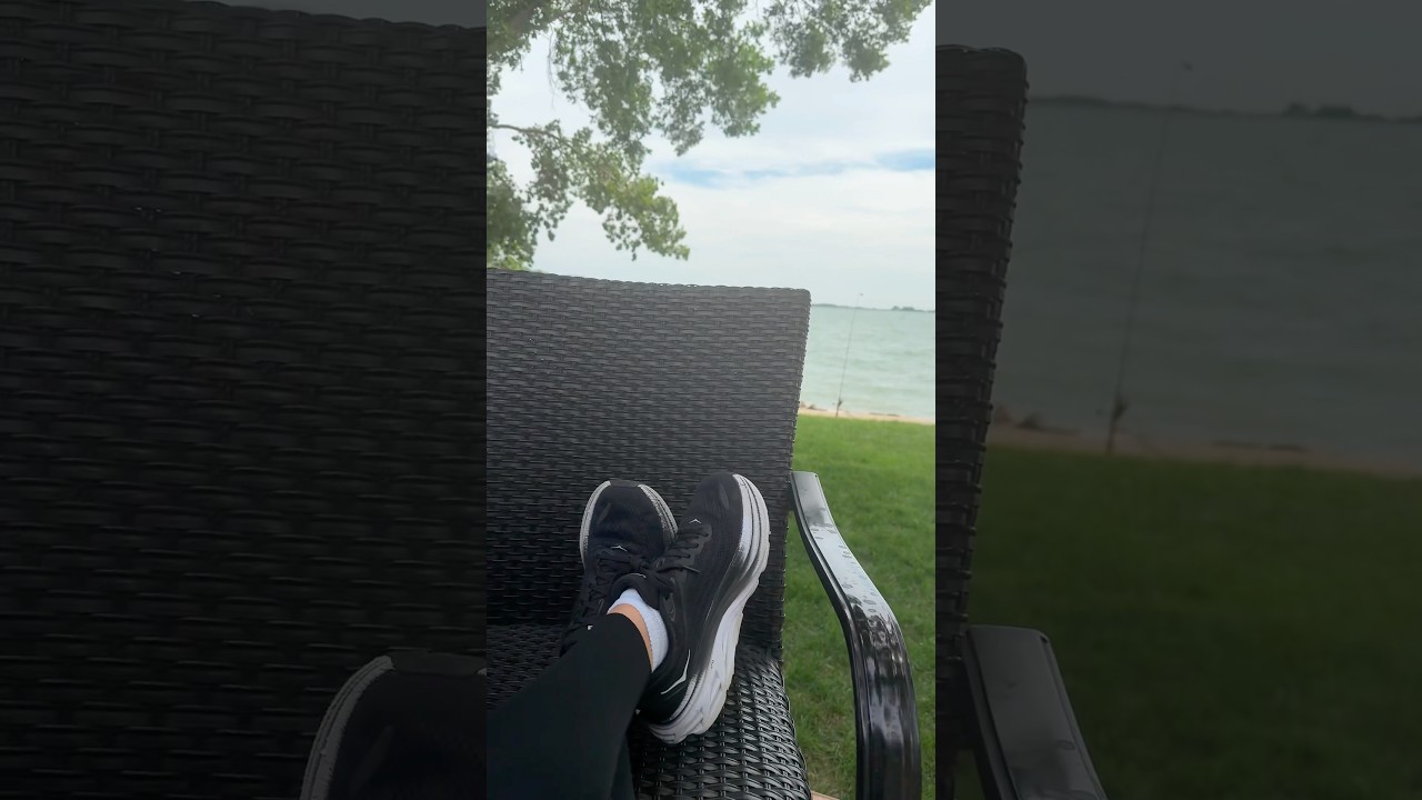 Not bikini weather… but I’ll take clouds over snow any day 😝