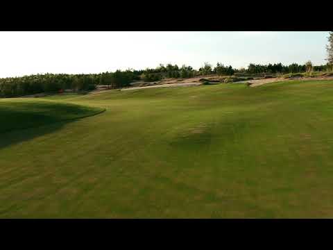 mammoth-dunes-6th---boomerang-green---funnest-putt-ever?