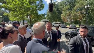 Elon Musk and Capitol Police escort (senators don't get police escorts)