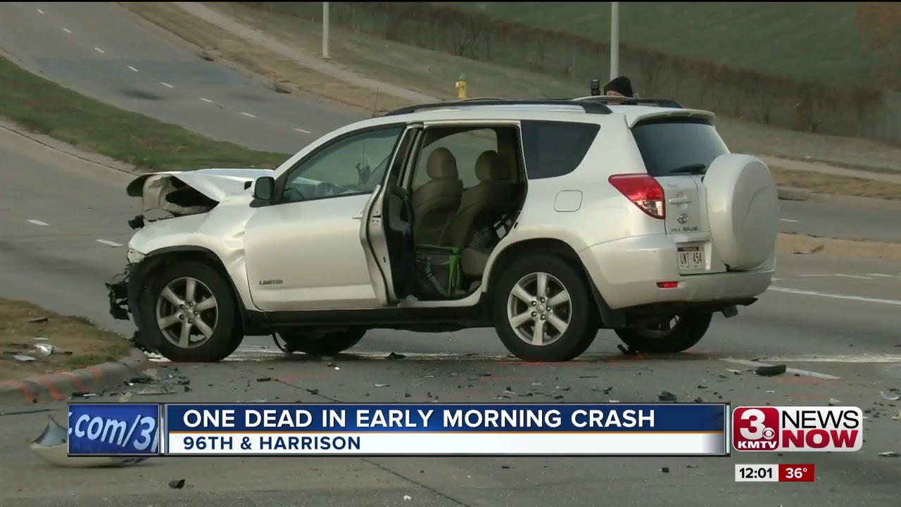 One dead after early morning crash - YouTube