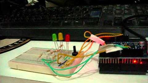 PROYECTO - ARDUINO - SEMAFORO + PULSADOR -