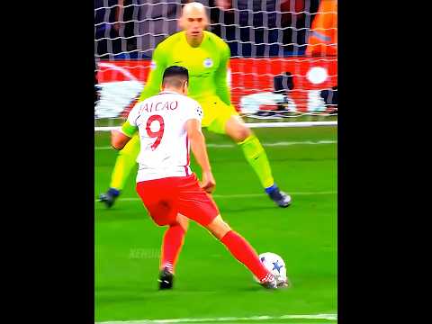 Luis suarez liverpool shirt