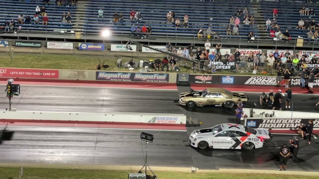 Kallee Mills 🥰 vs Larry Larson 🧌 