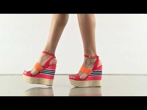 jessica simpson red wedges