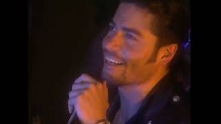 Watch Chayanne Gavilan O Paloma video