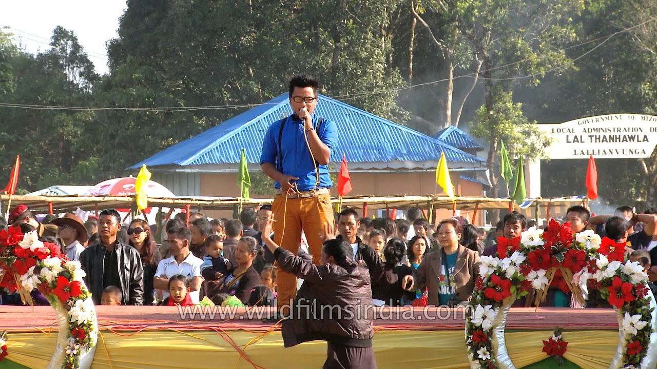 Mizo singer Lalchhanchhuaha at Thalfavang Kut