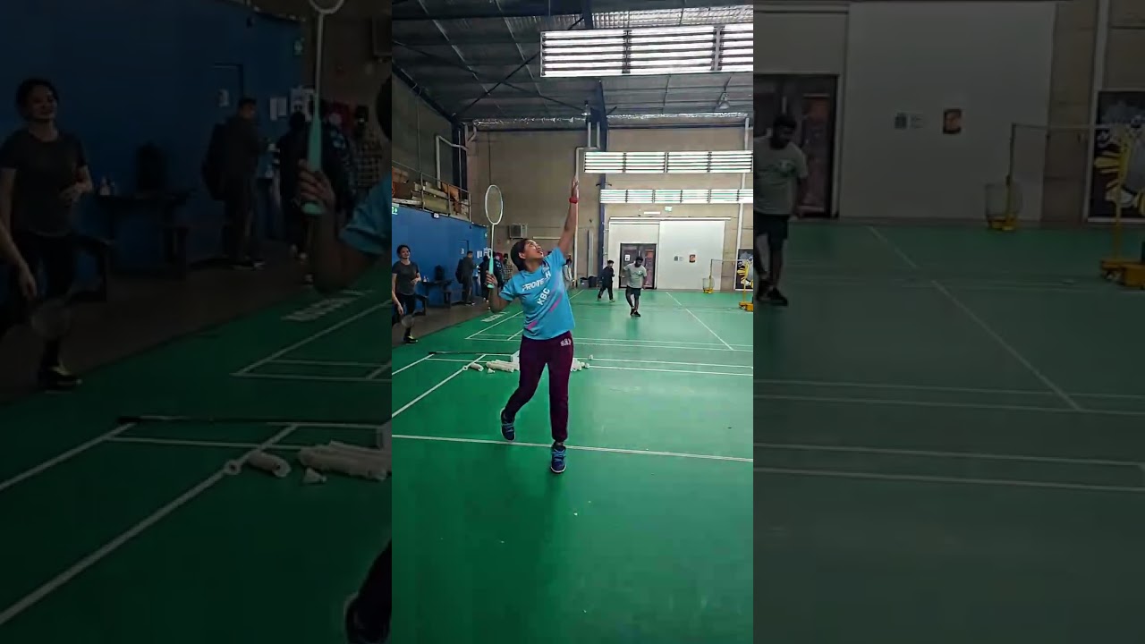 Badminton How to smash (coach Dian Sari)