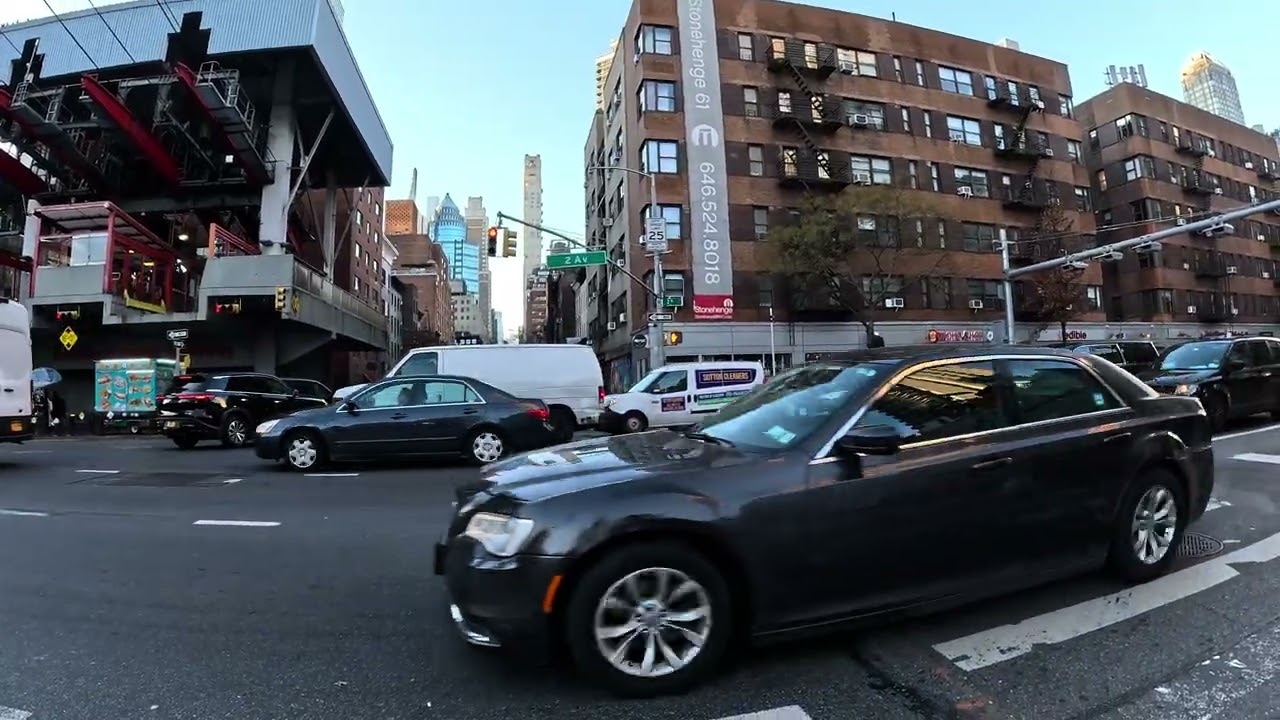 Queens to Manhattan in Heavy Traffic on an Electric Scooter 😳