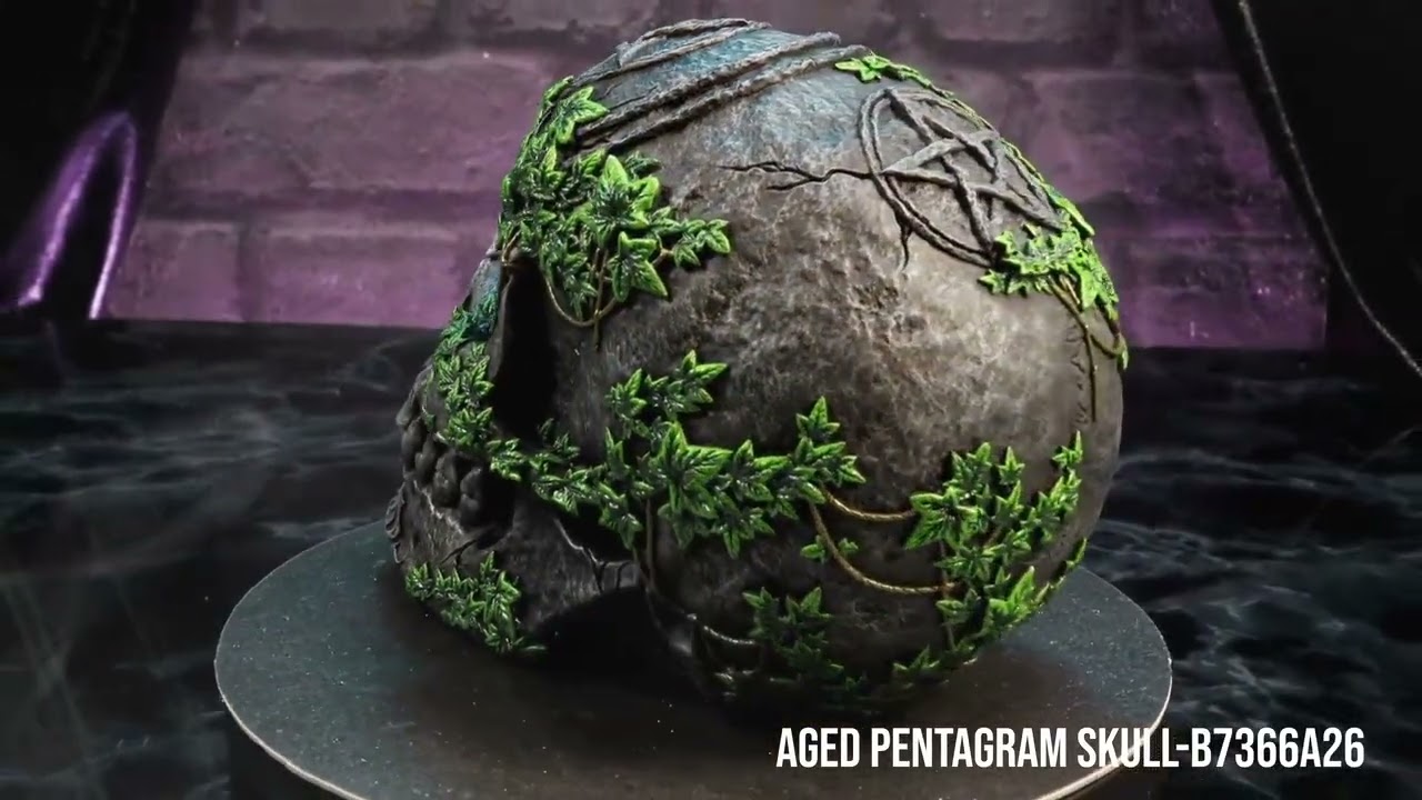 Aged Pentagram Skull / オーナメント【NEMESIS NOW】 | Spider Rock Web