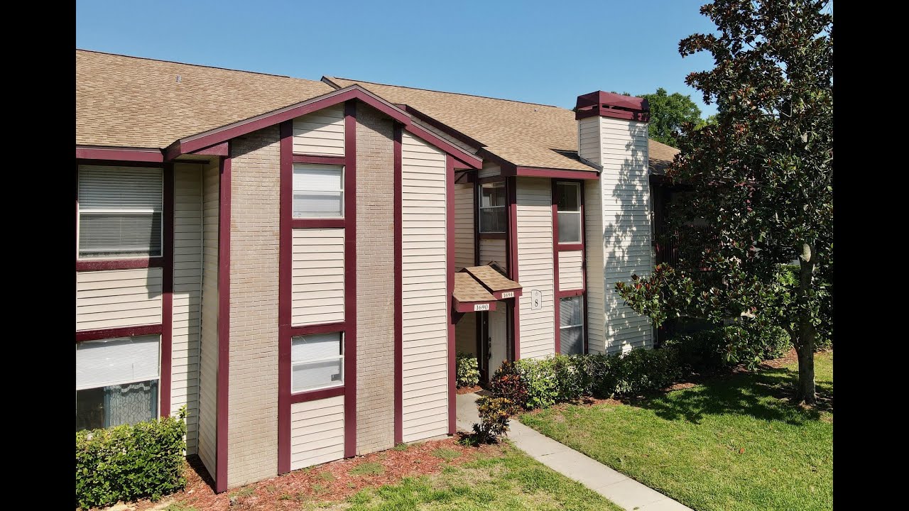 Palm Harbor, Florida Real Estate Photography - 1694 Hampton Ln 