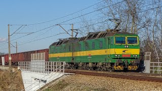 Słowacki Łamaniec (131 005-1/131 006-9) na skrzyżowaniu szlaków kolejowych