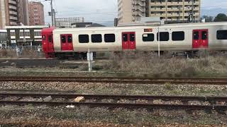 ８１３系・区間快速　鳥栖駅を発車　ＪＲ九州　鹿児島本線　２０１７年１月１０日