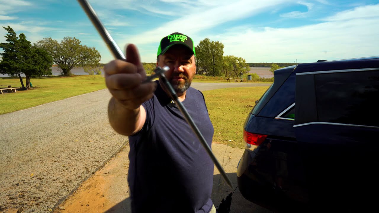 Trailer Hitch Antenna Mount VS Spike Ground Mount MFJ2822 PART 1