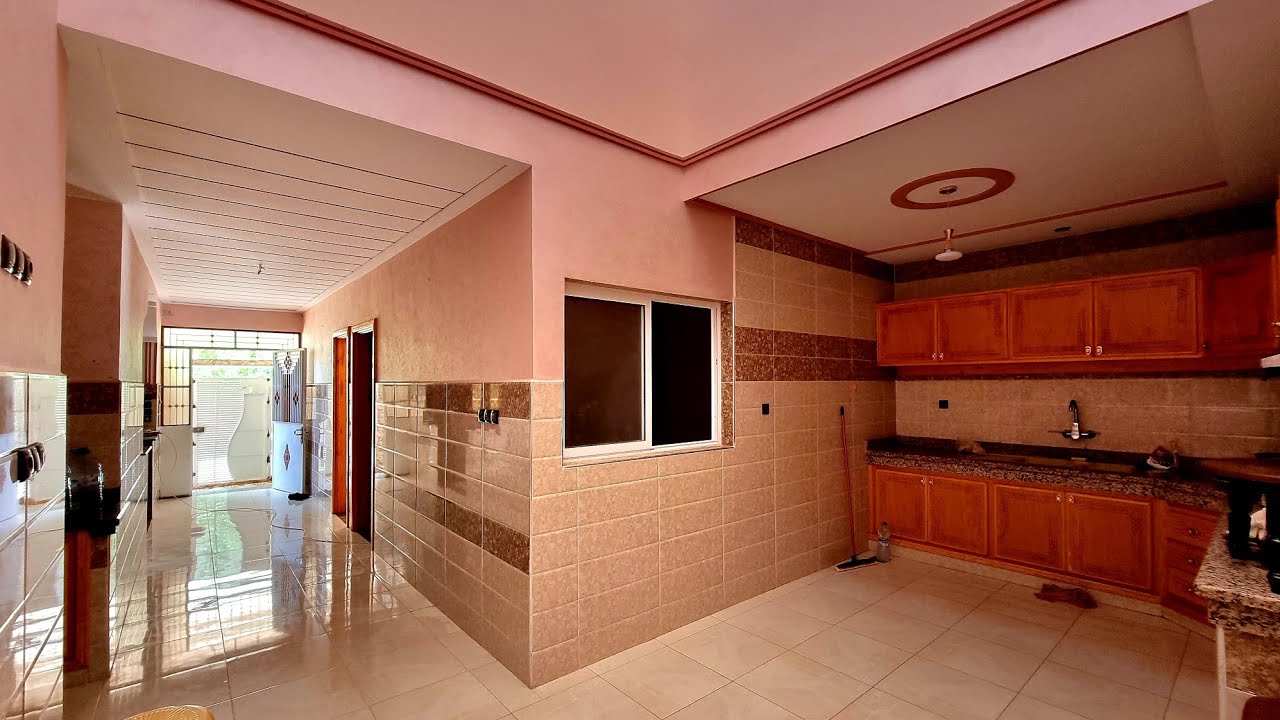 منزل للبيع 121متر حي الزيتون 80 مليون همزة العيد بصحت لي اعيد فهاد الخير📱0642213034