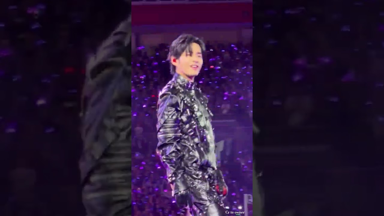 Taehyung new fit 🔥 - YouTube