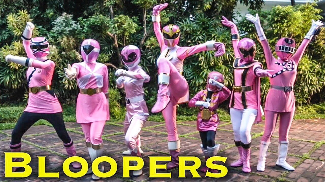 BLOOPERS The Powerful Pink [Power Rangers] YouTube