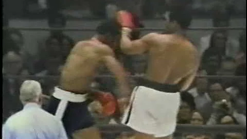 Who defeated Ali in 1972?