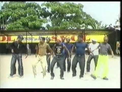 Werrason \u0026 Wenge musica Présentation de la dance Koyimbiko Répétition à Zamba Playa - 2001