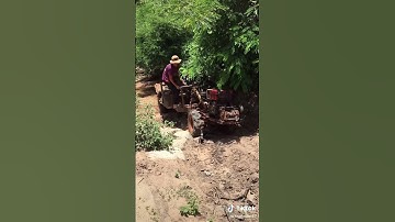 xe công nông 2 cầu chở cát rất khỏe agricultural vehicles with 2 bridges carrying sand